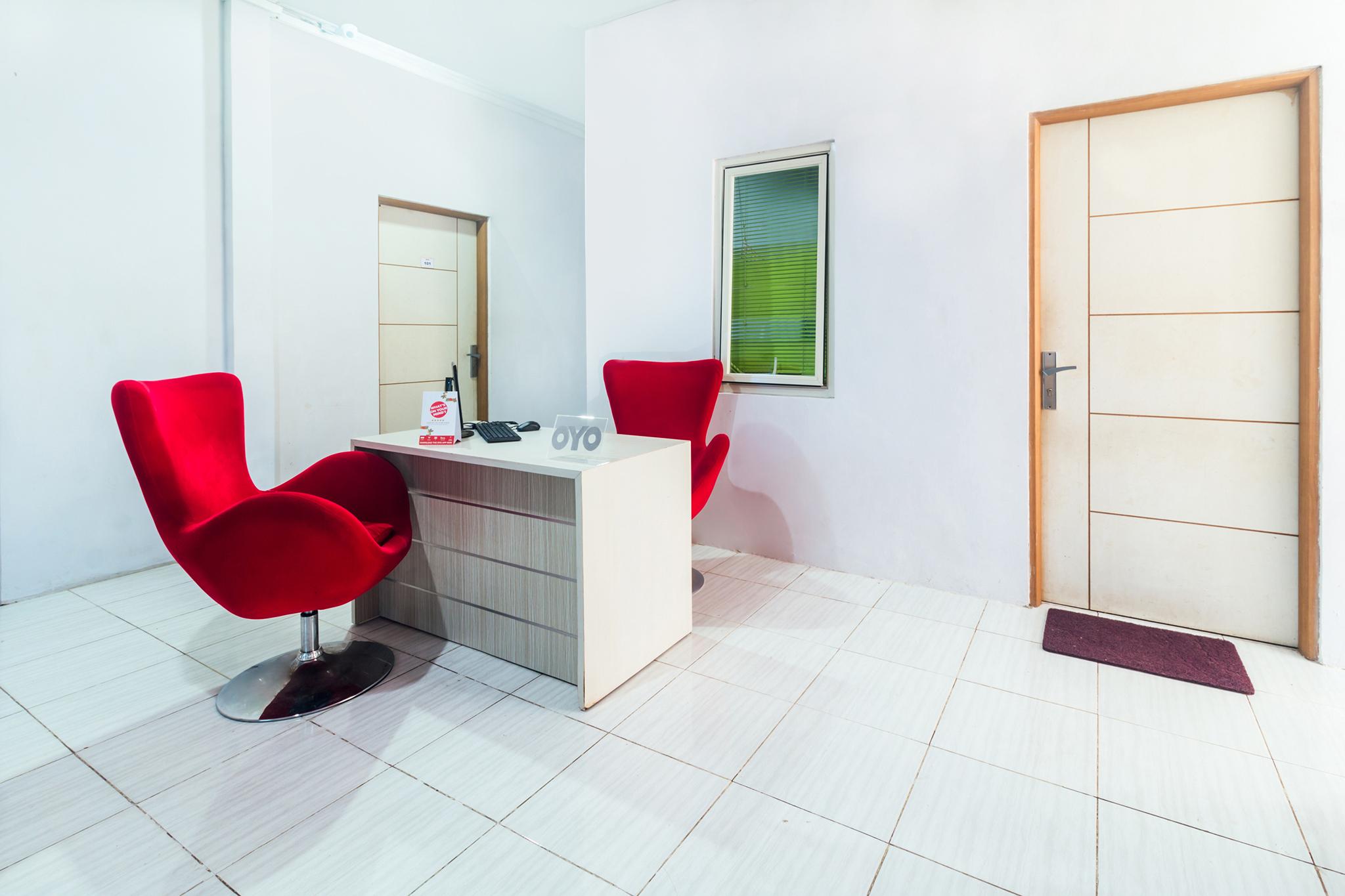 Hotel Vaccinated Staff-Oyo 2699 Haven Boarding House Ambon Exterior foto