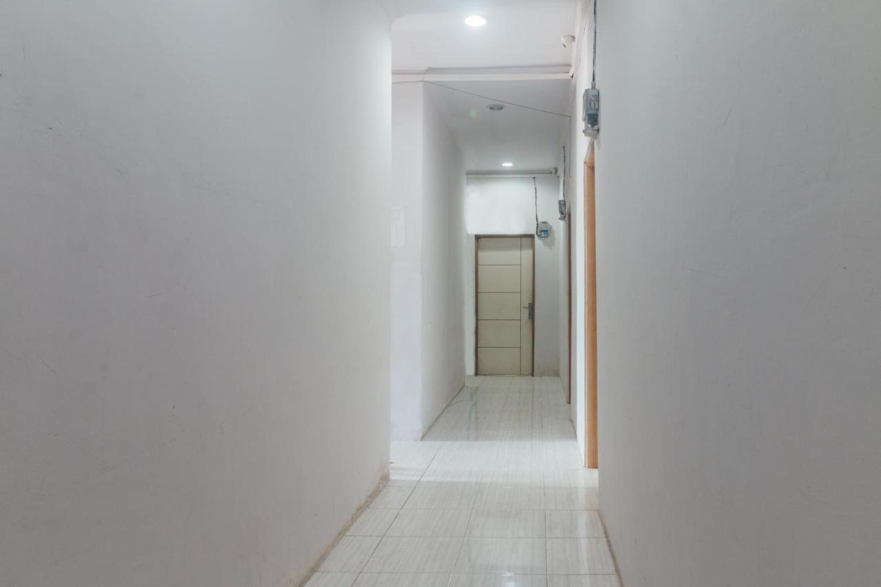 Hotel Vaccinated Staff-Oyo 2699 Haven Boarding House Ambon Exterior foto