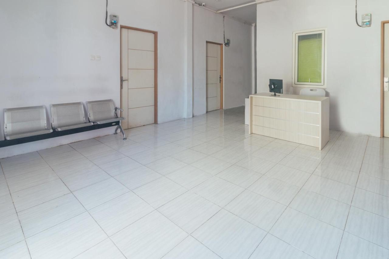 Hotel Vaccinated Staff-Oyo 2699 Haven Boarding House Ambon Exterior foto