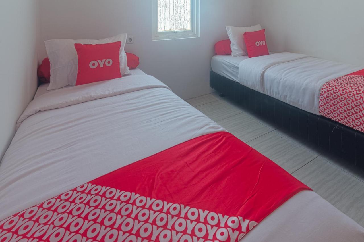 Hotel Vaccinated Staff-Oyo 2699 Haven Boarding House Ambon Exterior foto