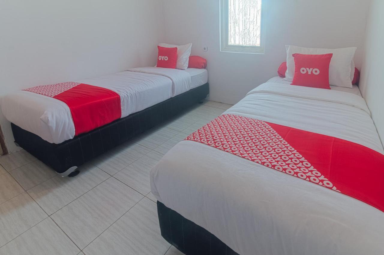 Hotel Vaccinated Staff-Oyo 2699 Haven Boarding House Ambon Exterior foto