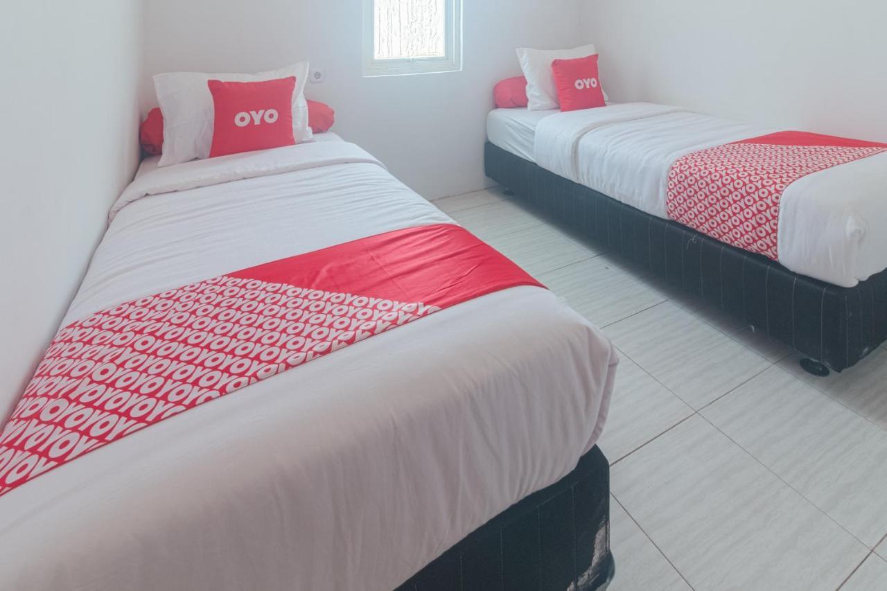 Hotel Vaccinated Staff-Oyo 2699 Haven Boarding House Ambon Exterior foto
