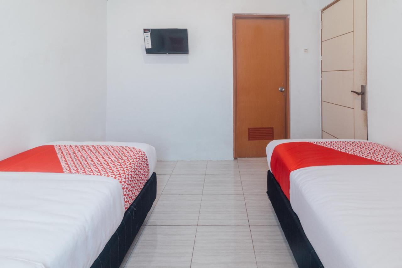 Hotel Vaccinated Staff-Oyo 2699 Haven Boarding House Ambon Exterior foto