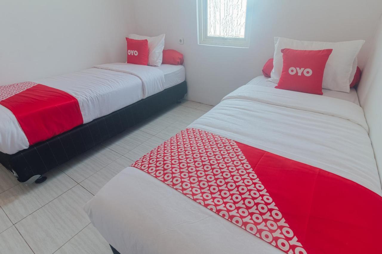 Hotel Vaccinated Staff-Oyo 2699 Haven Boarding House Ambon Exterior foto